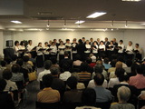 平均年齢日本最高（７７歳！！）の合唱団「ヴィンガーズ」の第２回チャリティーコンサート。