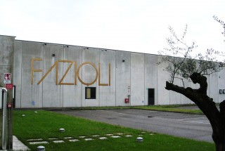 ファツィオリ　～ピアノ発祥の地イタリアの光～　輸入ピアノFAZIOLI　