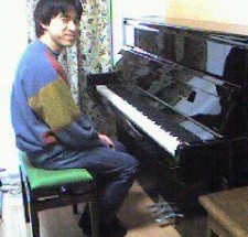 ベヒシュタイン 　バランス116　輸入ピアノ　BECHSTEIN