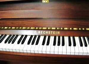 ベヒシュタイン　クラシック118　輸入ピアノ　BECHSTEIN