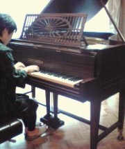 ベヒシュタイン　M180　アールデコモデル　輸入ピアノ　BECHSTEIN