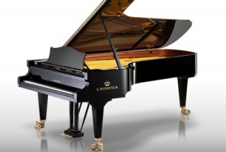 Q.1 ある1つの鍵だけが上手く動きません。～海外から　輸入ピアノ　BECHSTEIN