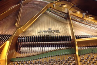 ■輸入ピアノ　ハンマーシャンクの工夫　-3