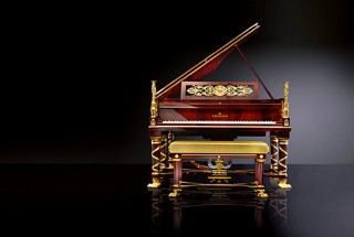 ■ベヒシュタイン スフィンクスピアノ　　輸入ピアノ　BECHSTEIN